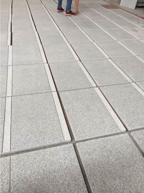 Flamed Silver Grey Granite G603 Tiles With Good Quality