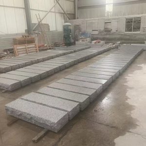 Customized Size Natural Split Silver Grey Granite G603 Granite White Grey Stair Step Stone