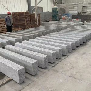 Good Quality Natural Split Silver Grey Granite G603 Granite White Grey Stair Step Stone