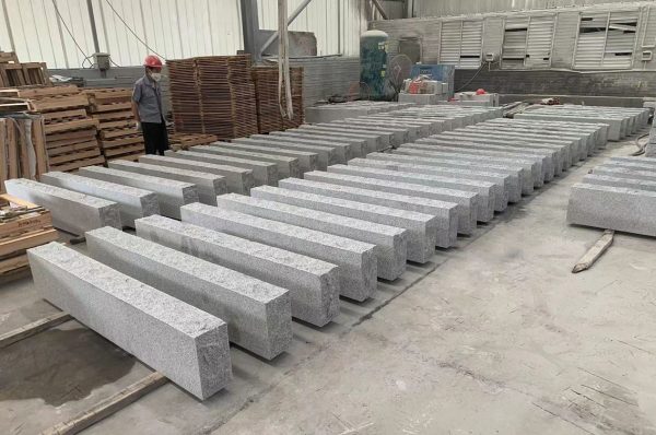 Good Quality Natural Split Silver Grey Granite G603 Granite White Grey Stair Step Stone